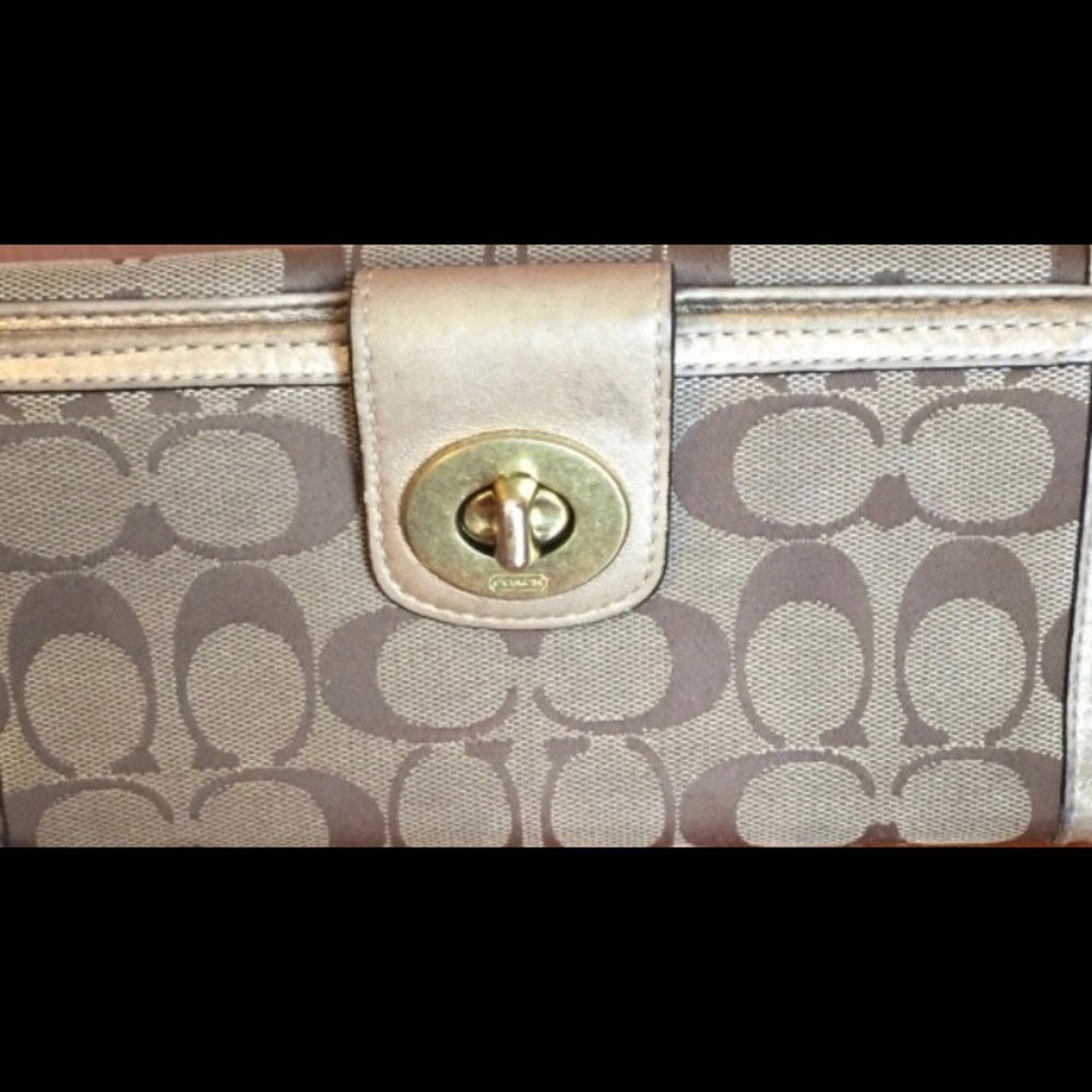 Coach wallet